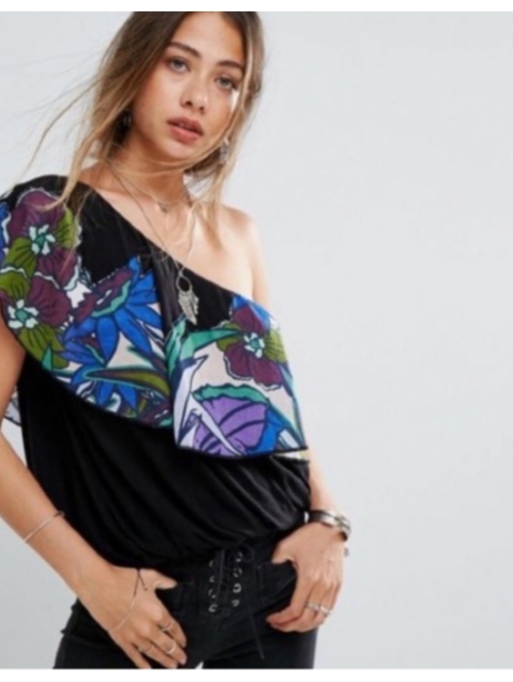 FREE PEOPLE Black One Shoulder Ruffle Top Medium Festival Boho Retro C2164